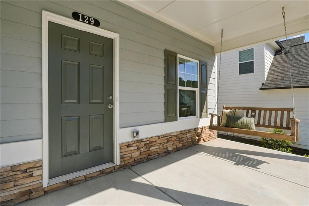 129 Bloomfield Circle Property Photo 3