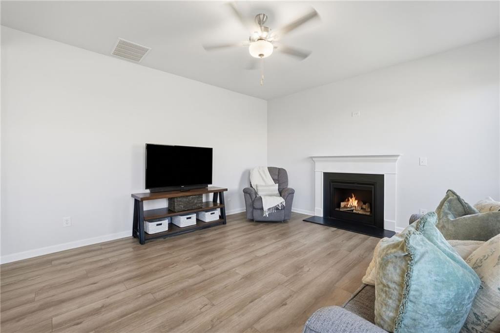 129 Bloomfield Circle Property Photo 12