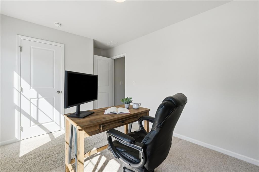 129 Bloomfield Circle Property Photo 28
