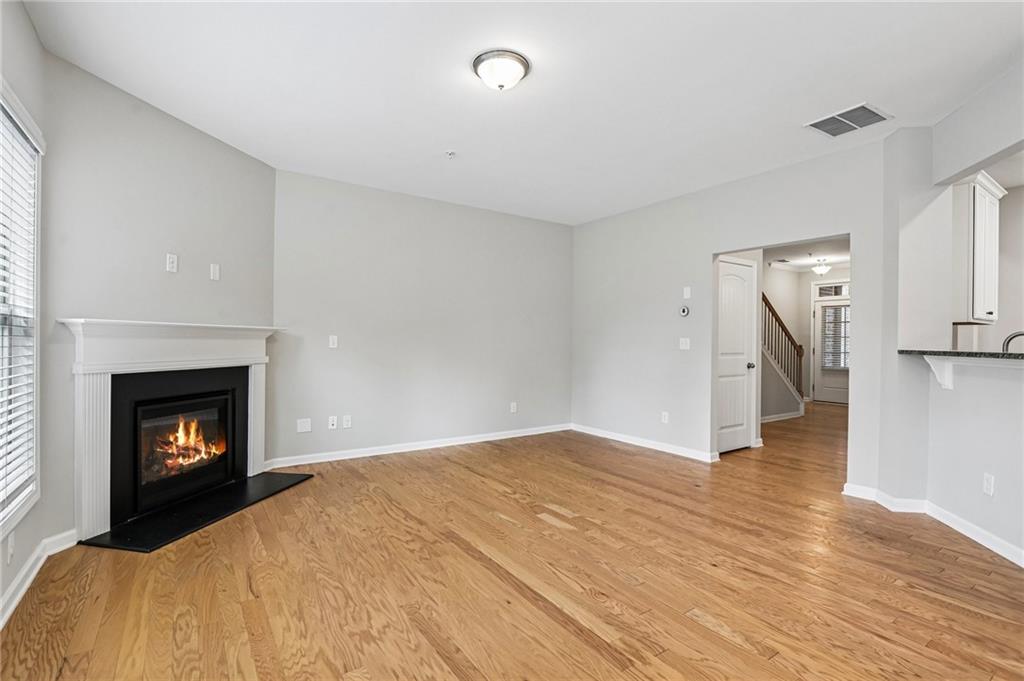 1208 Foxcroft Lane Property Photo 3