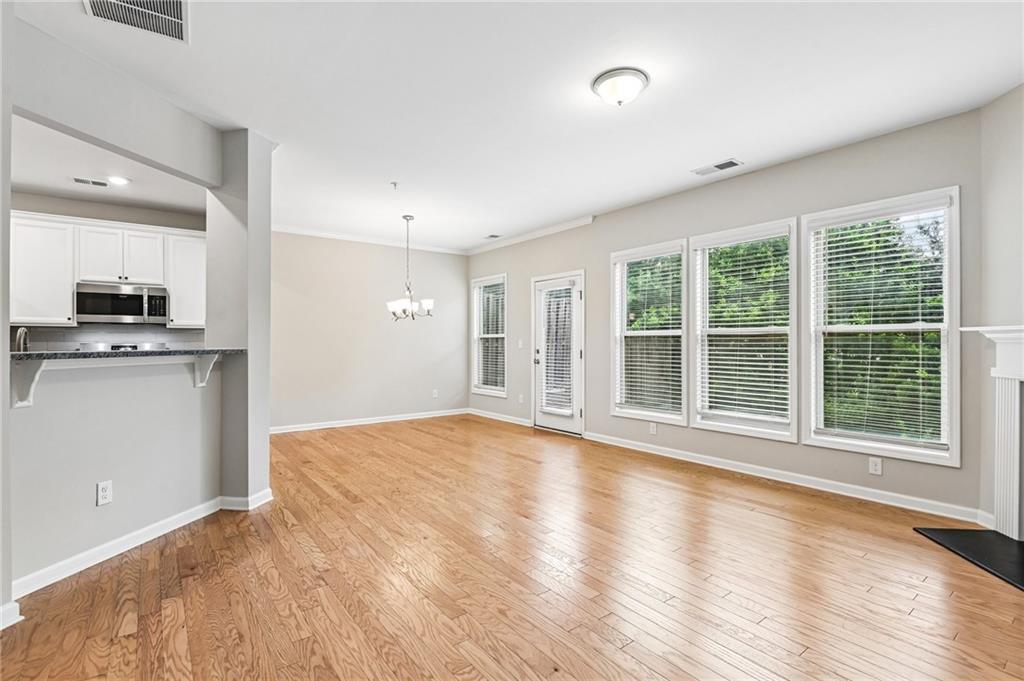 1208 Foxcroft Lane Property Photo 4