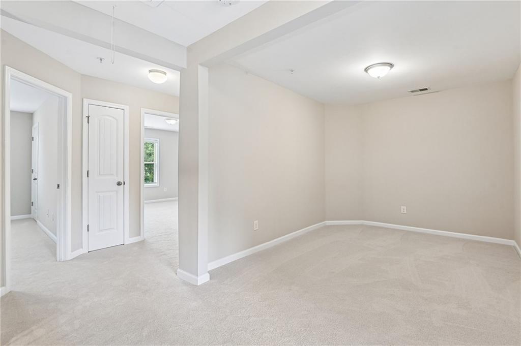 1208 Foxcroft Lane Property Photo 12