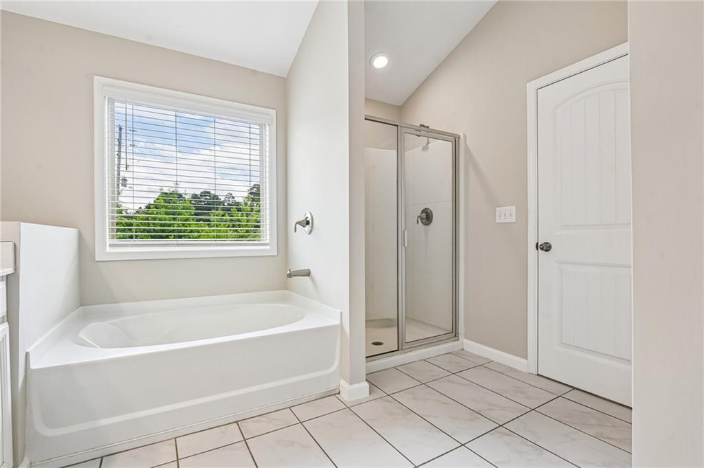 1208 Foxcroft Lane Property Photo 18