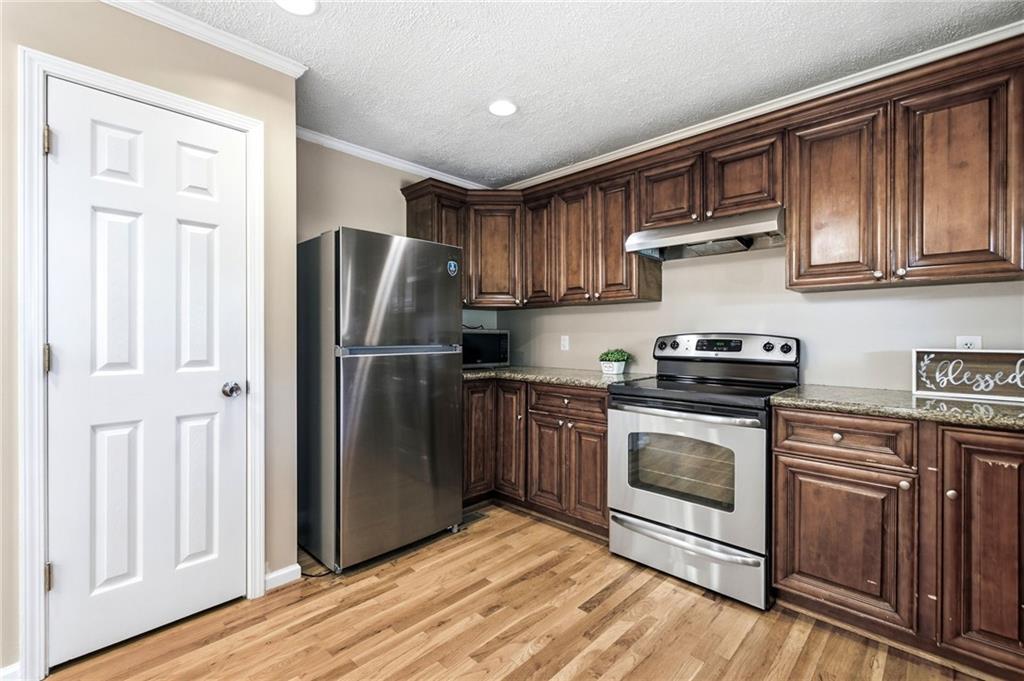 2938 Dover Drive Property Photo 10