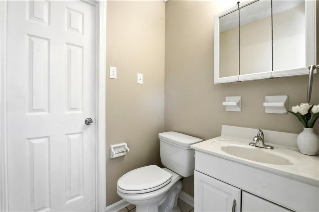 2938 Dover Drive Property Photo 13