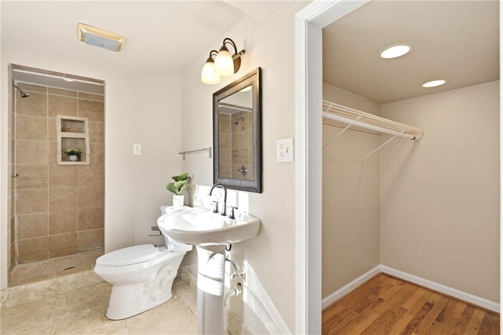 2938 Dover Drive Property Photo 22
