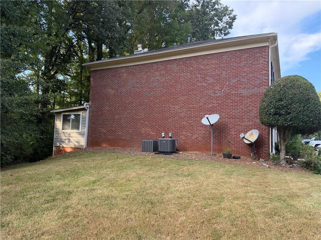 7855698 Property Photo 2