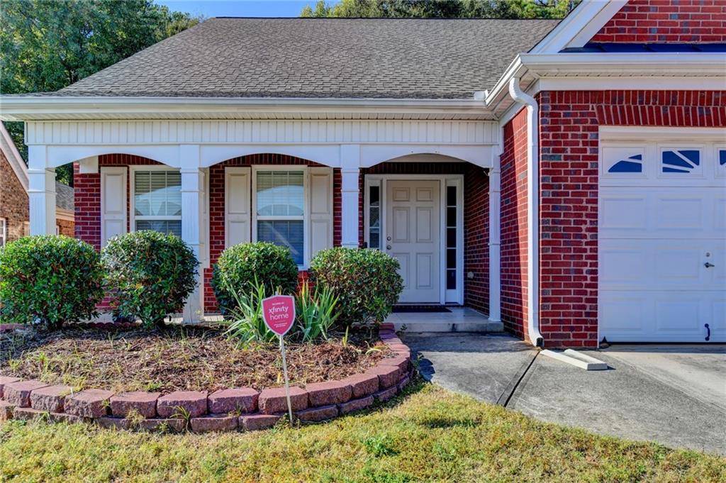 449 Bellbrook Lane Property Photo 3