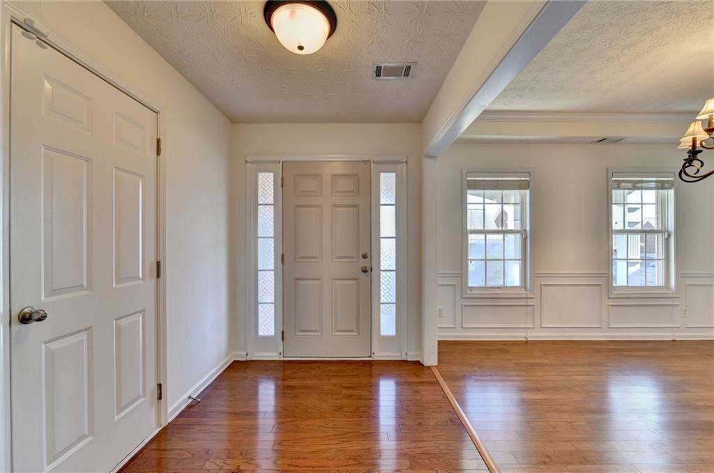 449 Bellbrook Lane Property Photo 4