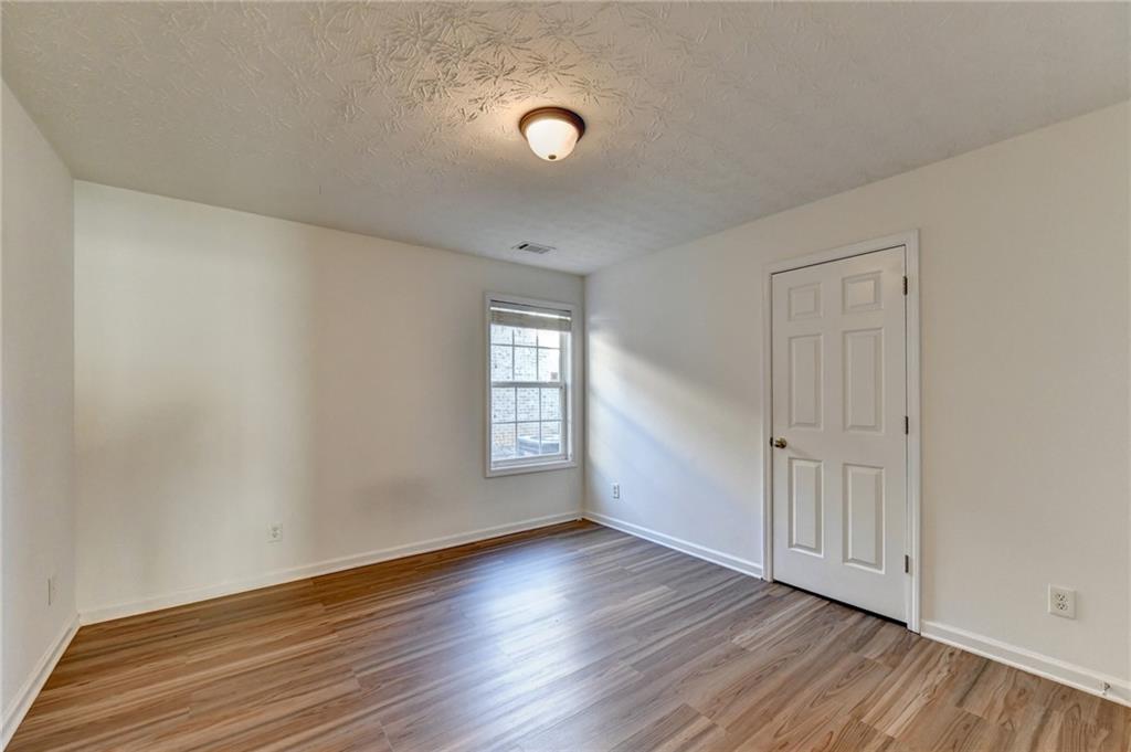 449 Bellbrook Lane Property Photo 32