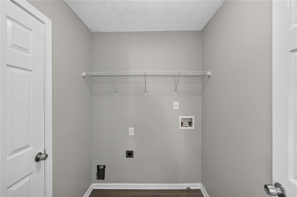 48 Chalet Crossing Property Photo 12