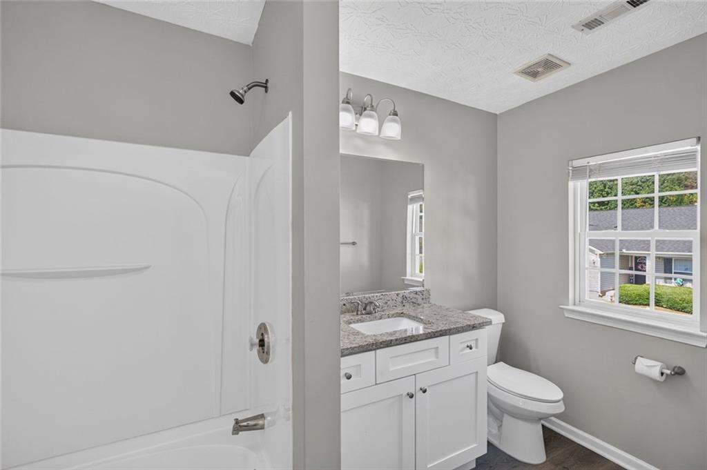 48 Chalet Crossing Property Photo 19