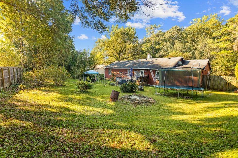 5846 Fox Run Property Photo 19