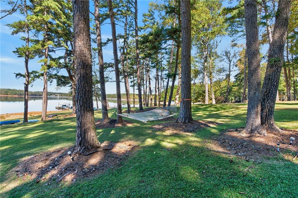 3195 Arrowhead Drive Property Photo 5