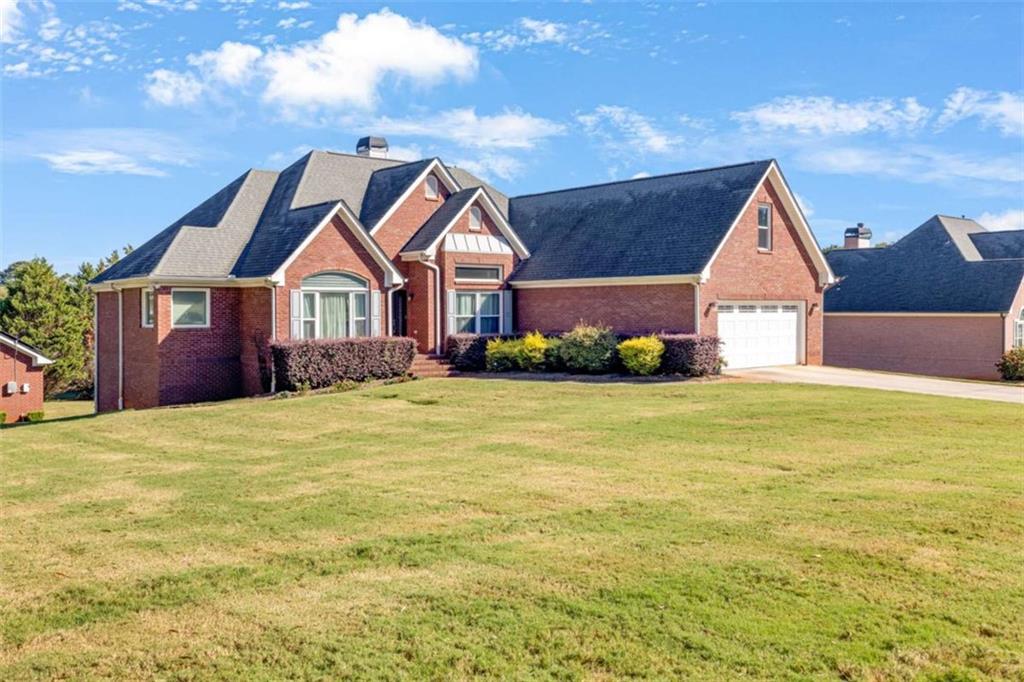 1001 Landmark Drive Property Photo 1