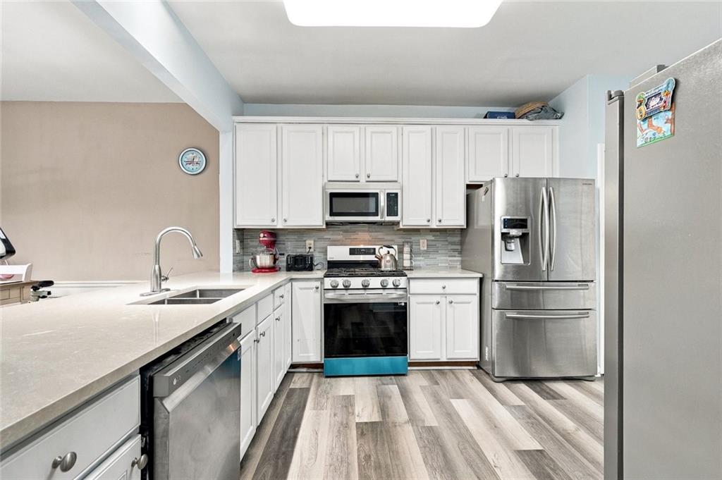 2037 Fosco Drive Property Photo 16