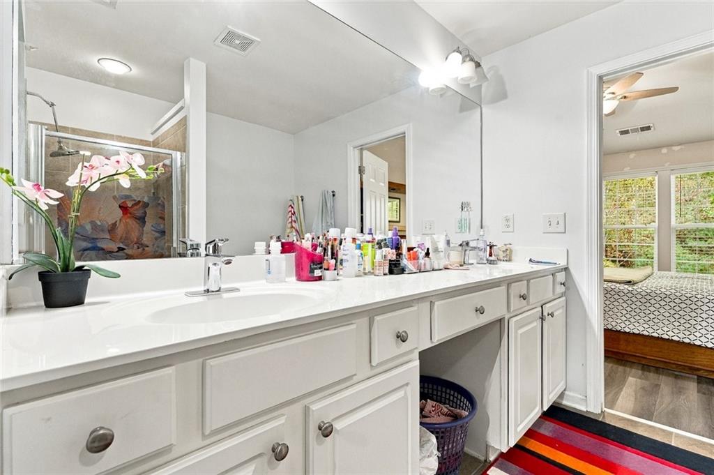 2037 Fosco Drive Property Photo 25