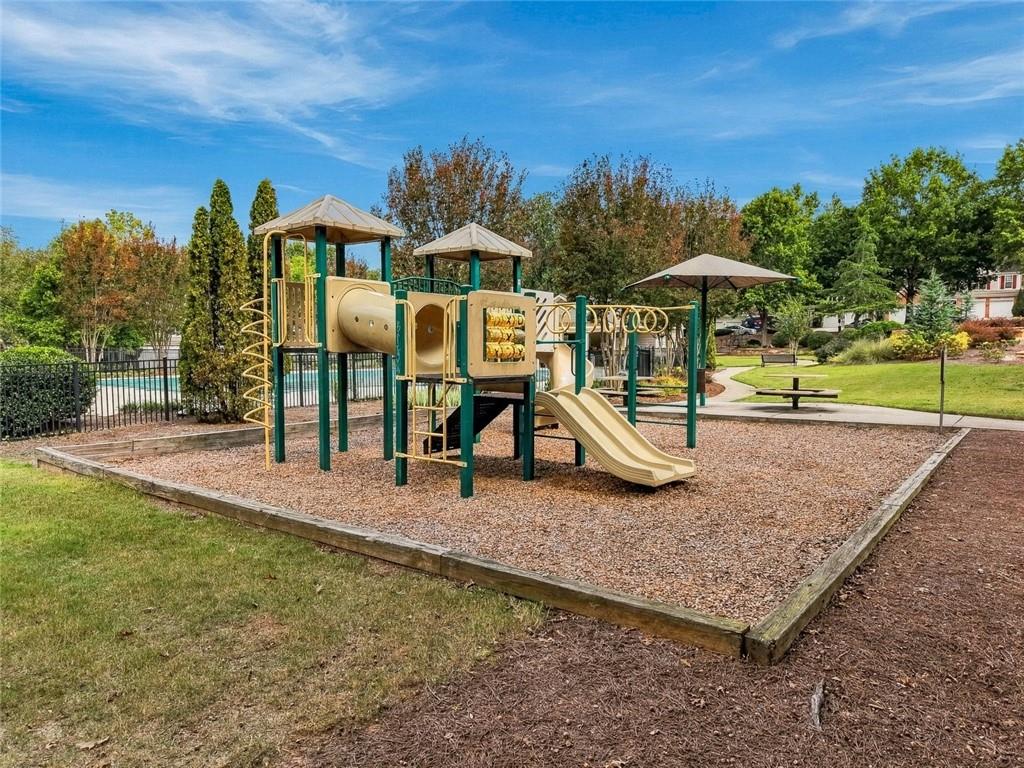 2037 Fosco Drive Property Photo 40