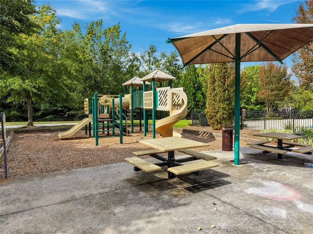 2037 Fosco Drive Property Photo 43