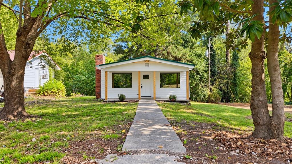1051 Cavender Road SE Property Photo 1