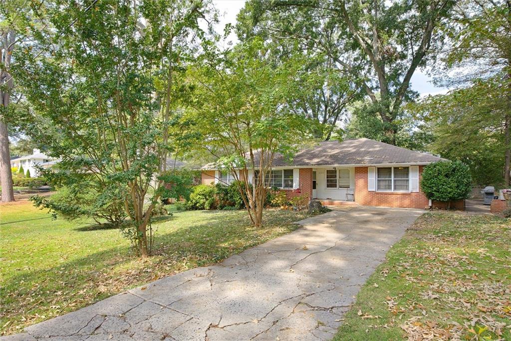 2329 Engineers Drive Se Property Photo 1