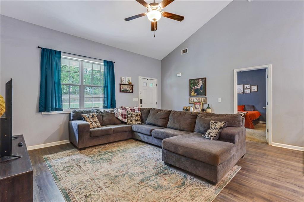 47 Weathington Road Property Photo 4