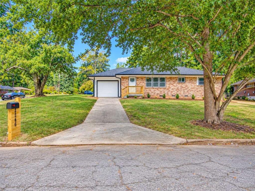 2246 Bonnybrook Way Sw Property Photo 1