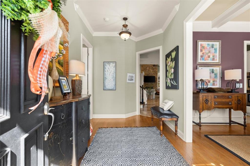 560 Kendemere Pointe Property Photo 3