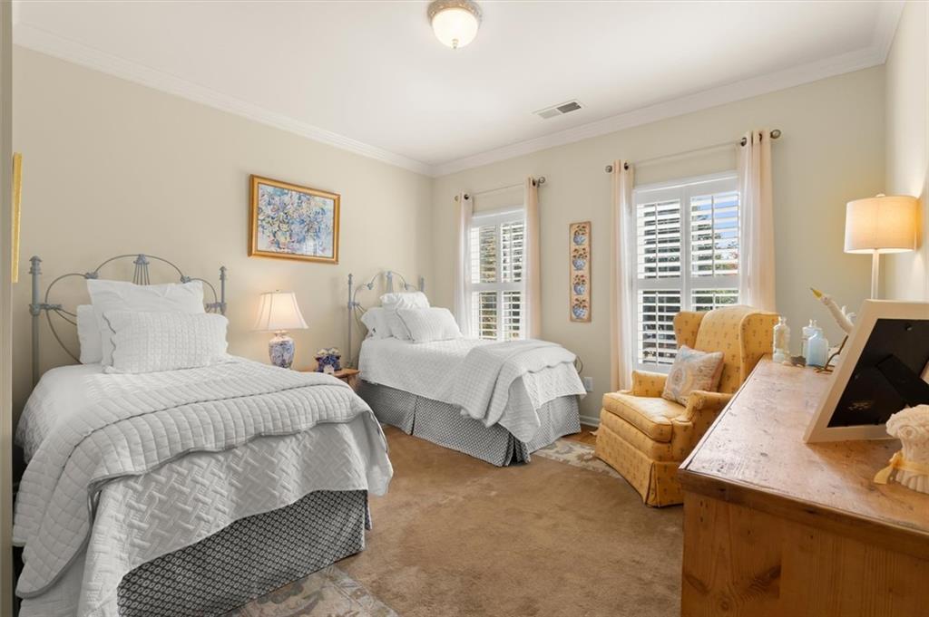 560 Kendemere Pointe Property Photo 24