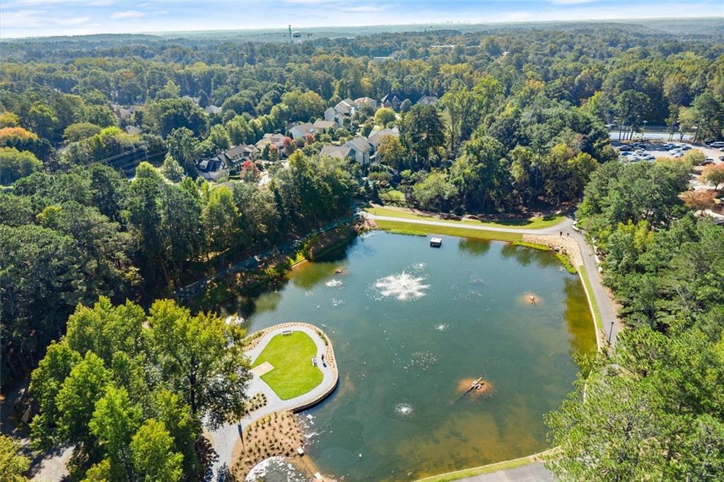 560 Kendemere Pointe Property Photo 46