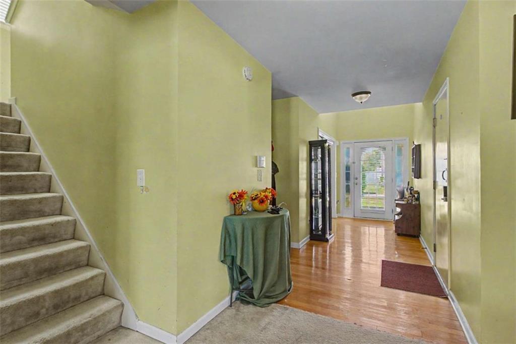 11608 Sarah Loop Property Photo 14