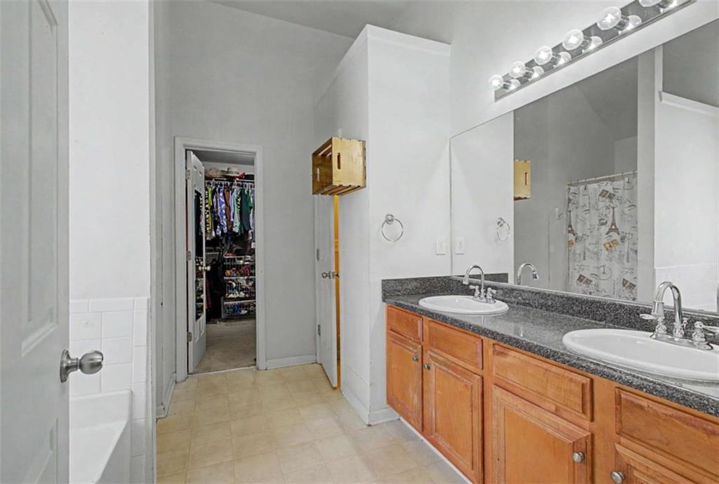 11608 Sarah Loop Property Photo 36