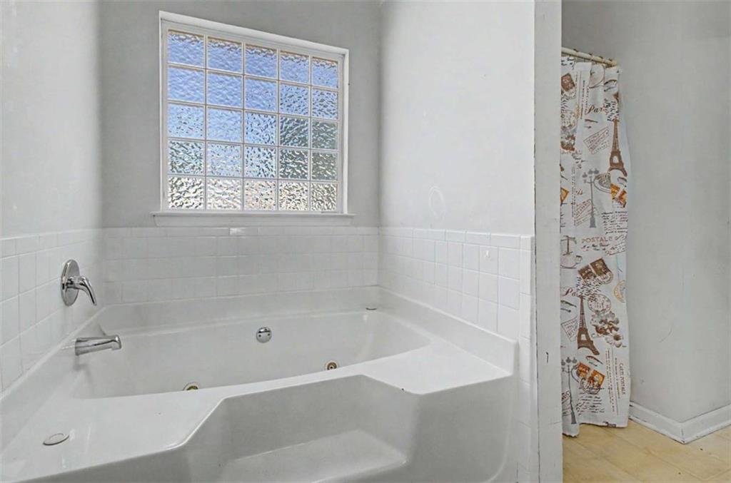 11608 Sarah Loop Property Photo 37