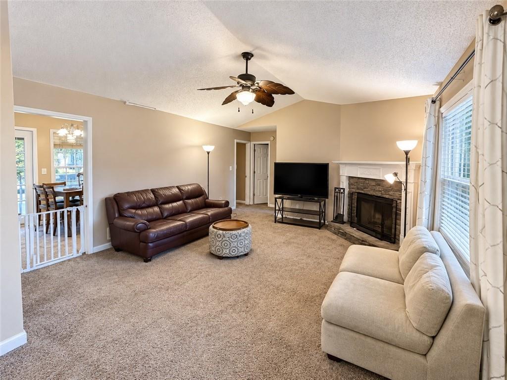 178 Pebblebrook Way Property Photo 3