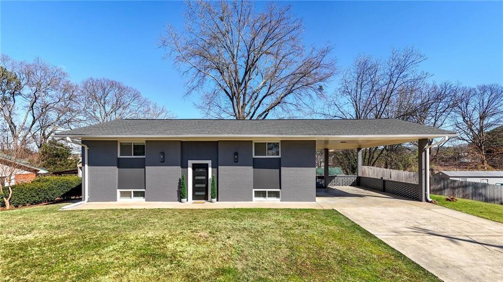 5 Greenbriar Avenue Property Photo 1