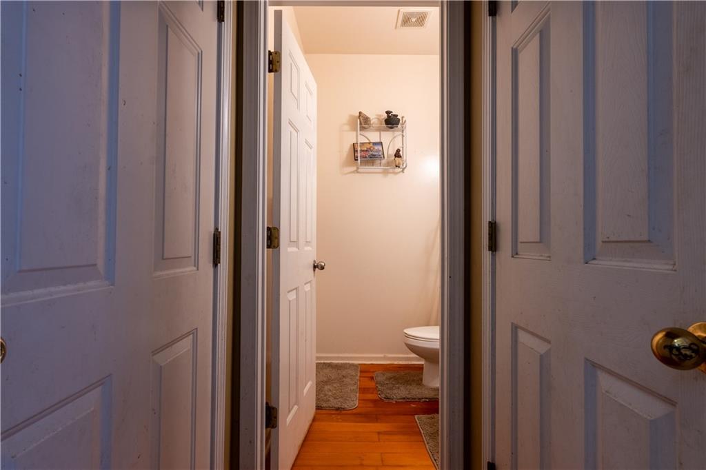485 Greyhawk Way Property Photo 7