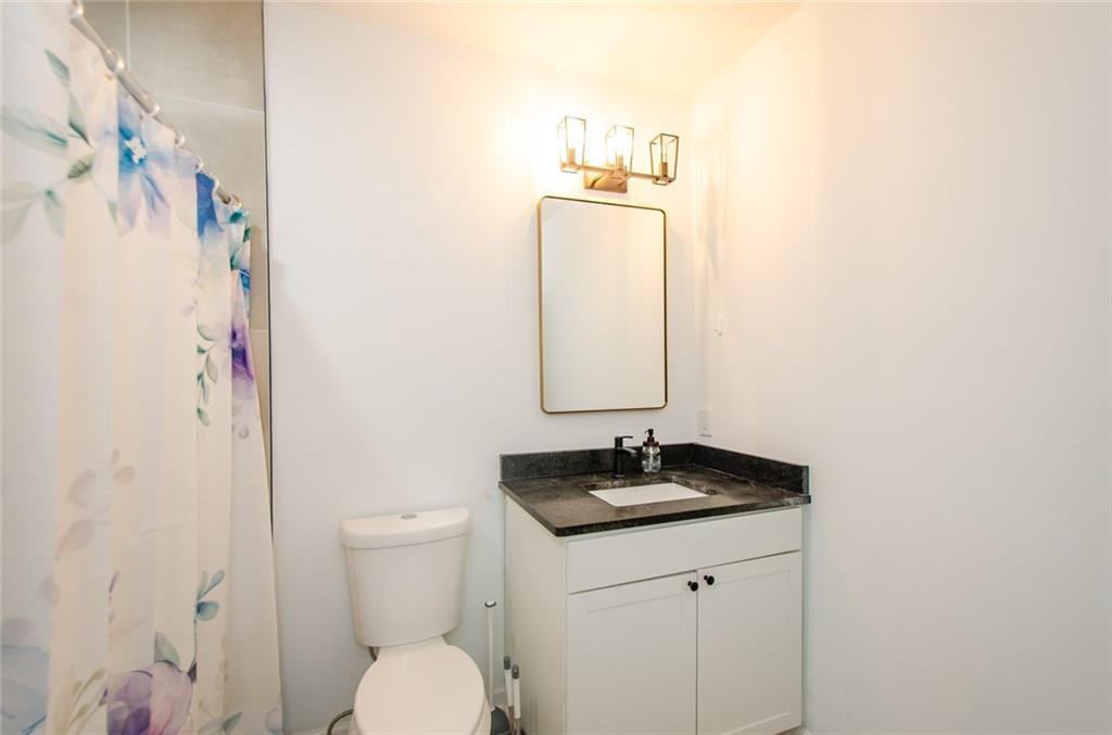19 Lakeview Drive Se Property Photo 21