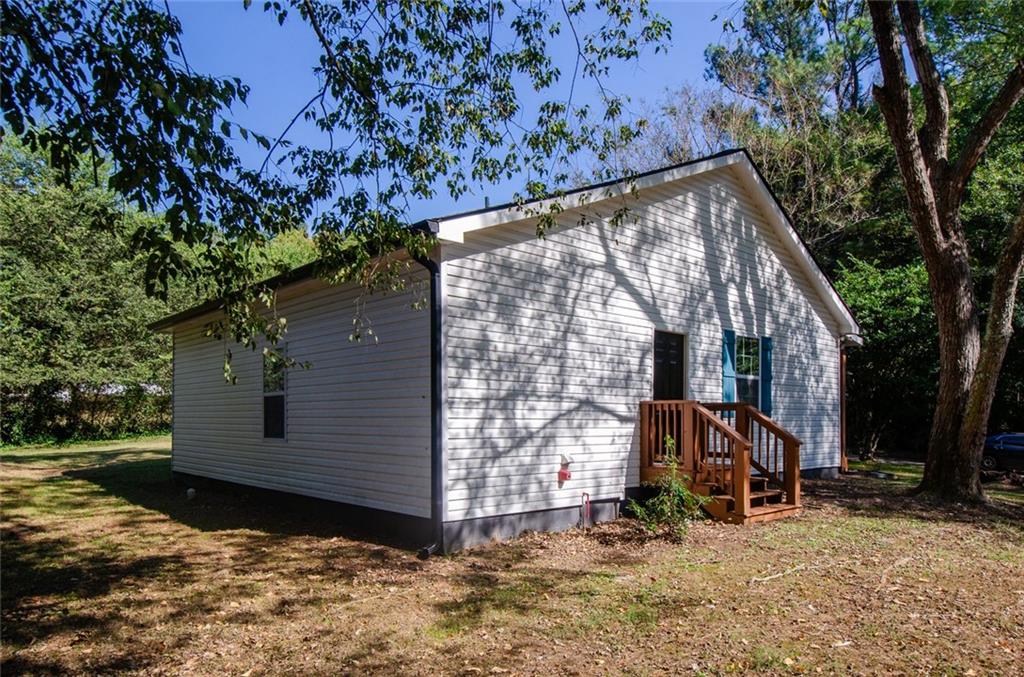 19 Lakeview Drive Se Property Photo 25