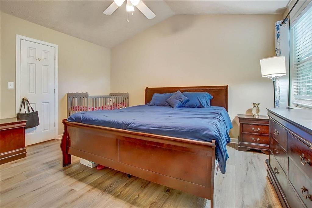 140 Greenleaf Drive Property Photo 16