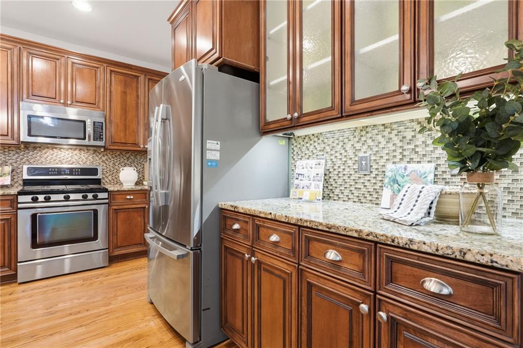7350 Devonhall Way Property Photo 18