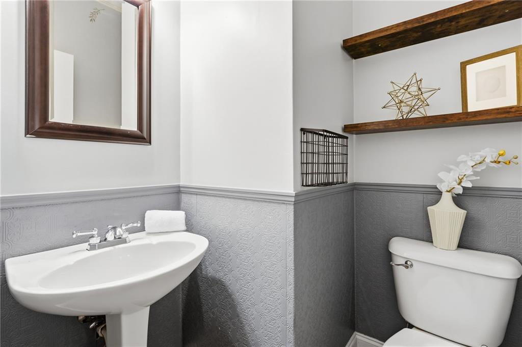 7350 Devonhall Way Property Photo 23