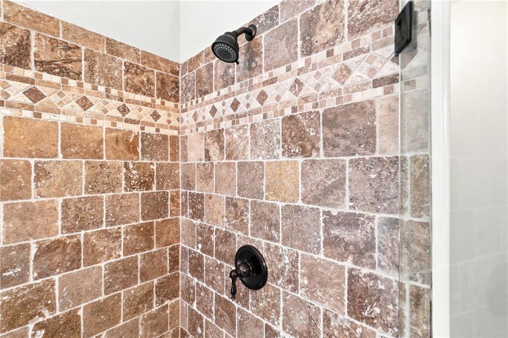 7350 Devonhall Way Property Photo 37
