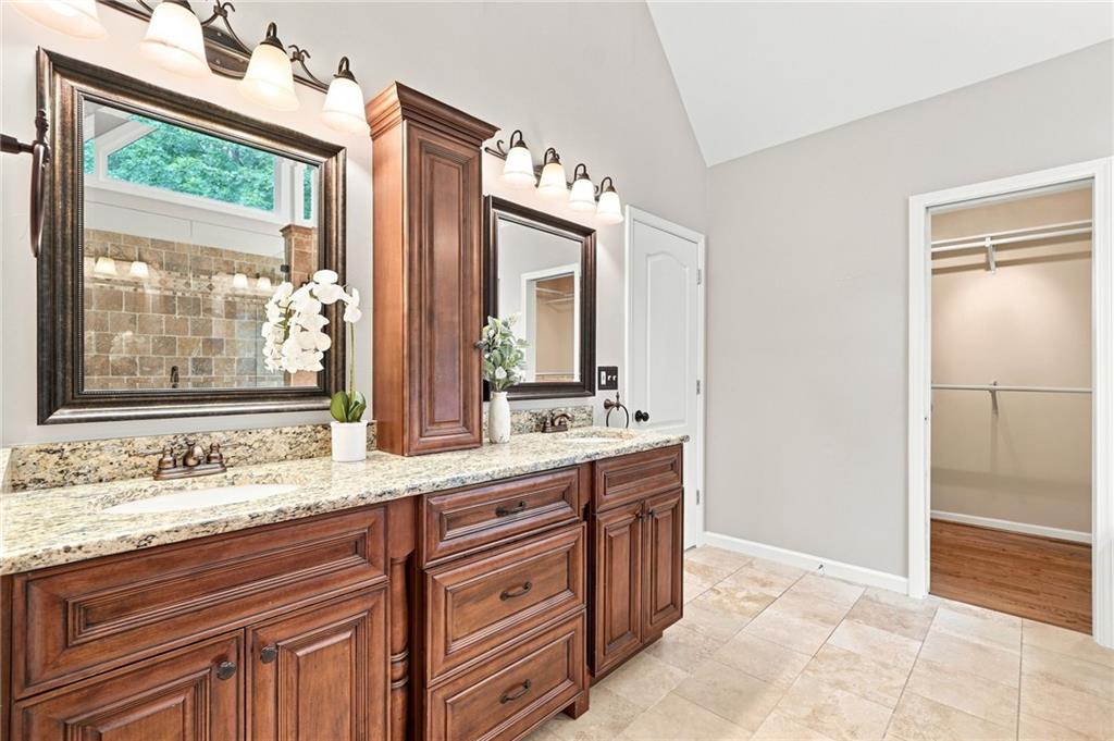 7350 Devonhall Way Property Photo 38