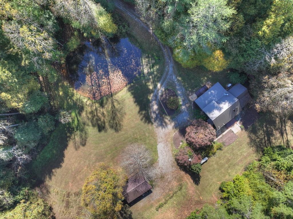 7856555 Property Photo 4