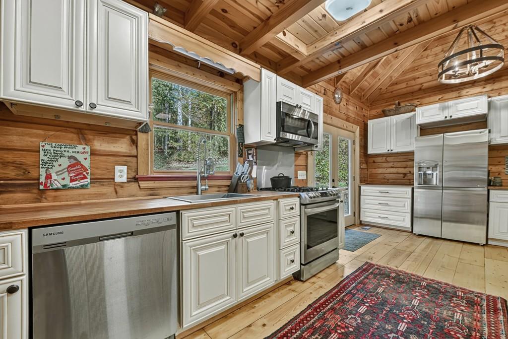 7856555 Property Photo 20