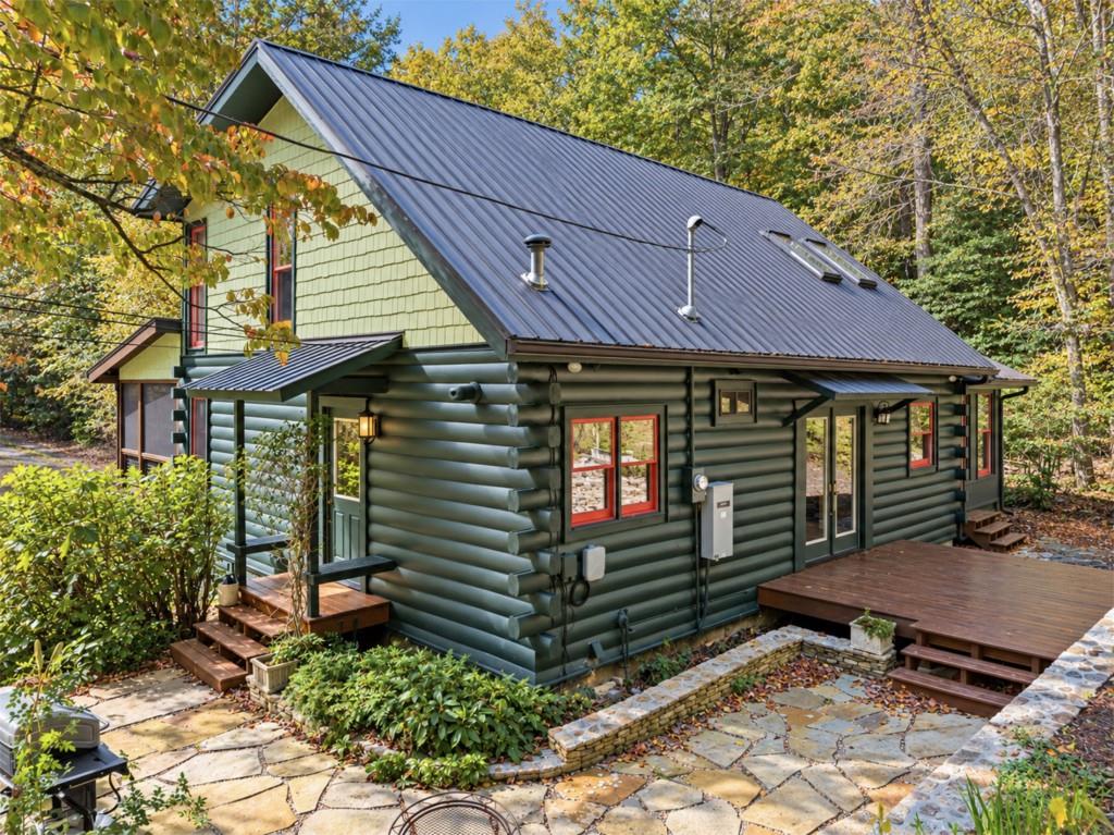 7856555 Property Photo 33