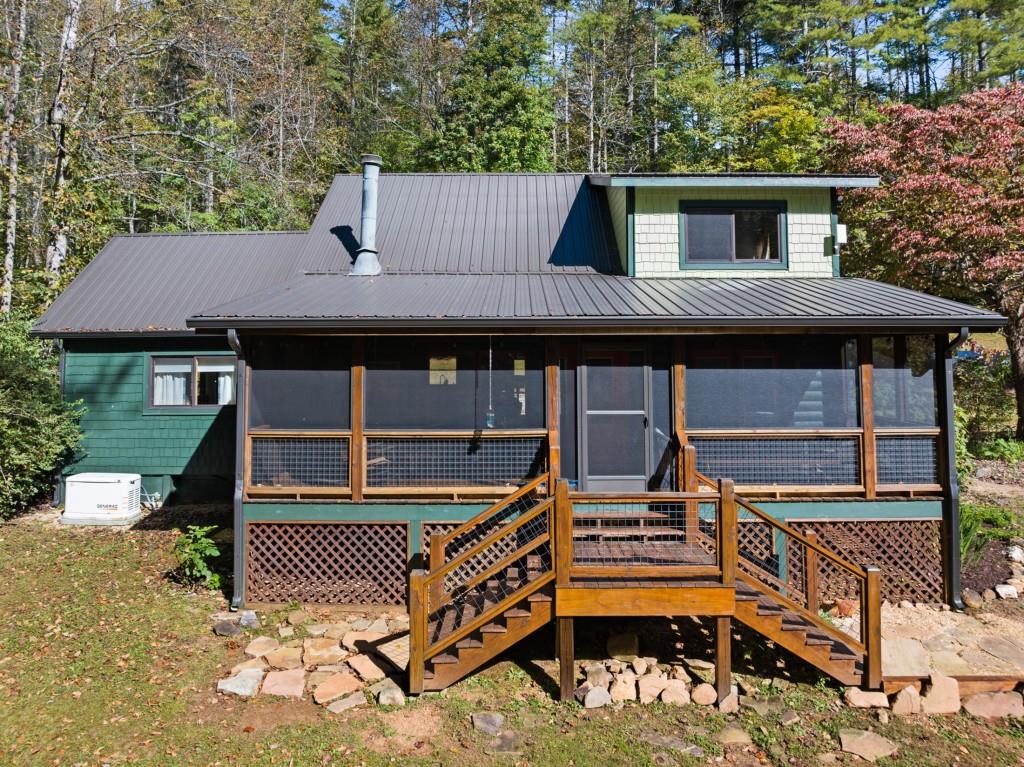 7856555 Property Photo 38