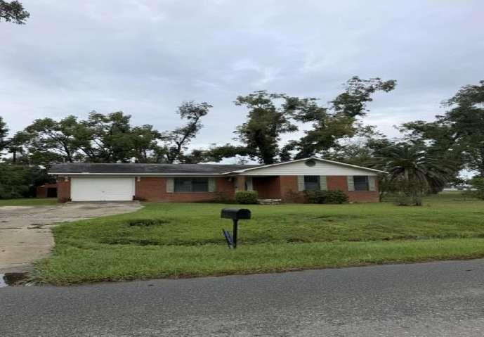 1707 Spooner Road Property Photo 1