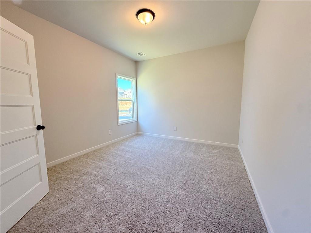 5535 Tullis Drive Property Photo 14