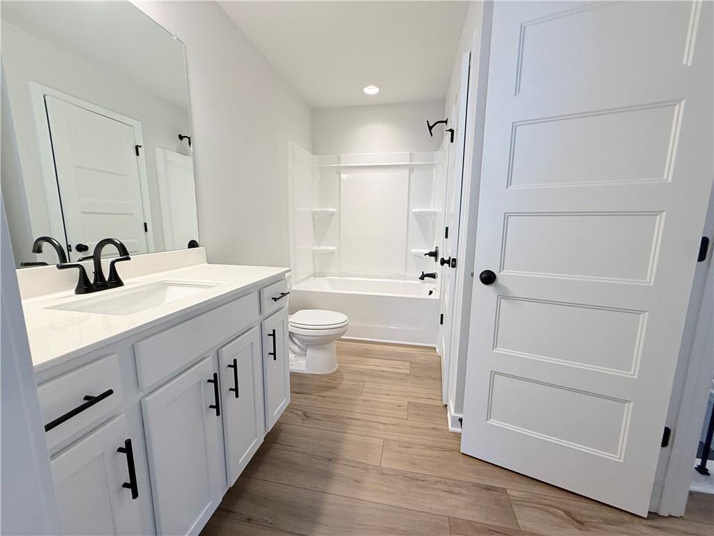 5535 Tullis Drive Property Photo 42